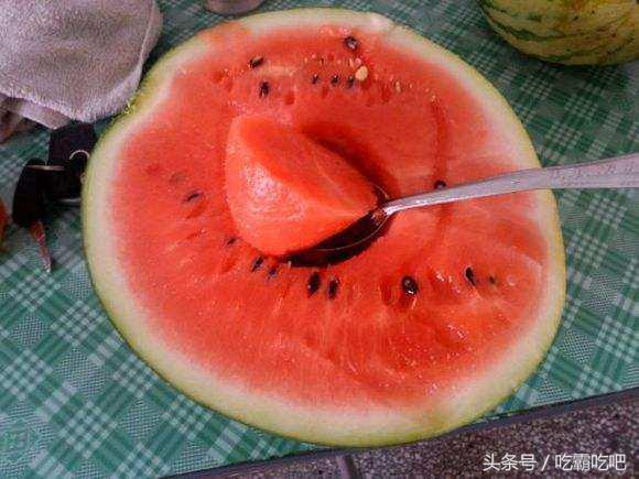 吃瓜网最新,吃瓜网独家爆料，明星幕后故事大公开！